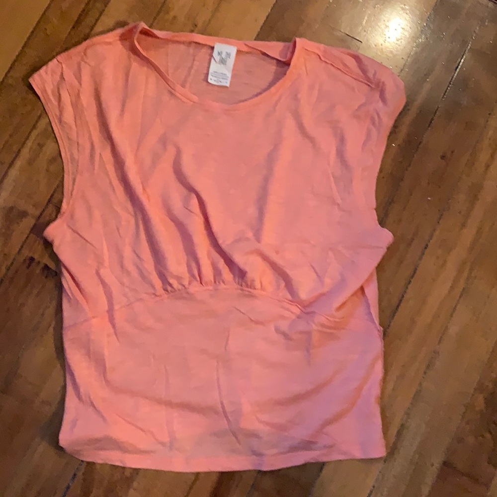 Free‎ people /we the free tee. Brand new retail 28